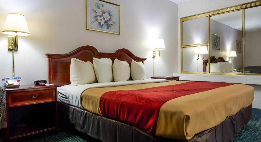 Econo Lodge South Garner Εξωτερικό φωτογραφία
